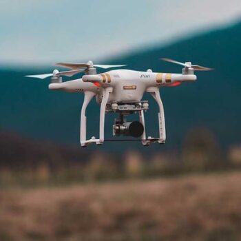 ¿Qué necesitas saber si estás pensando en comprarte un drone?