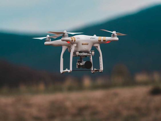 ¿Qué necesitas saber si estás pensando en comprarte un drone?