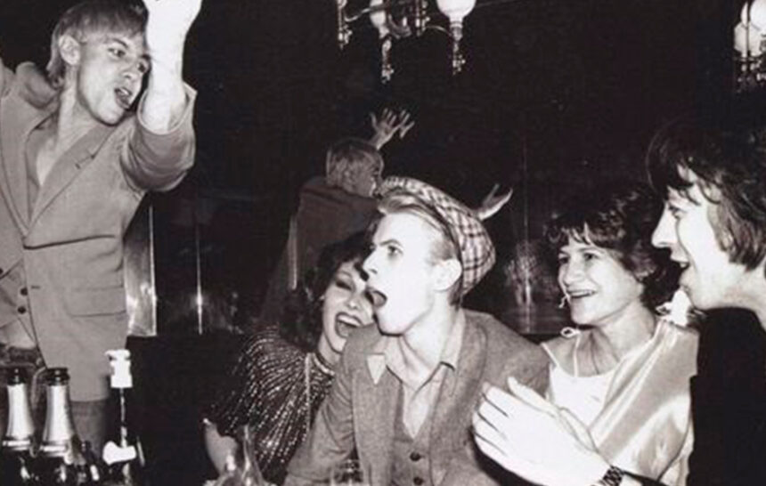 niños-en-una-celebración Niños celebrando un cumpleaños